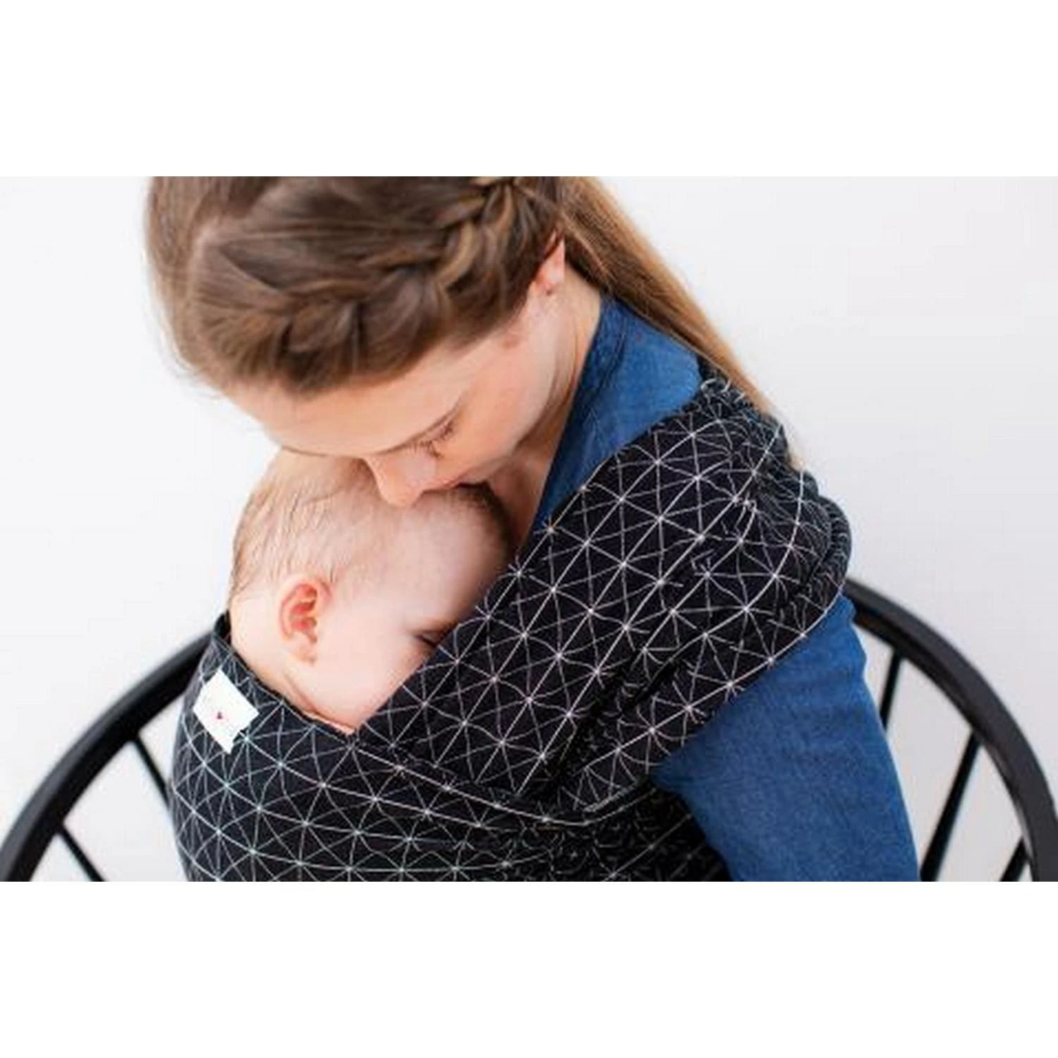 Écharpe De Portage Extensible Coton Biologique Tricot-Slen Design Black Diamond De Babylonia 4 Écharpe De Portage Extensible Coton Biologique Tricot-Slen Design Black Diamond De Babylonia – Image 2