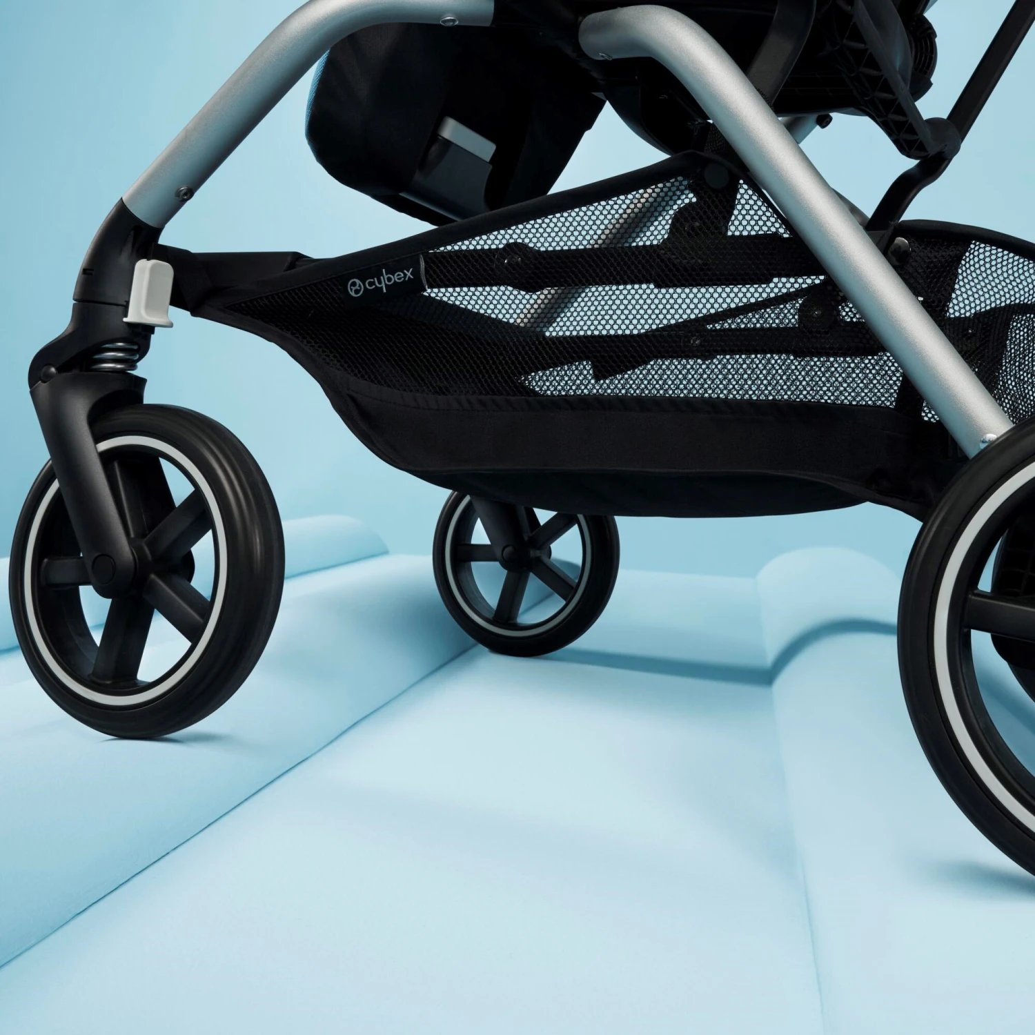 Poussette Eezy S Twist+ 2 Black Moon/Black De CYBEX 11 Poussette Eezy S Twist+ 2 Black Moon/Black De CYBEX – Image 9